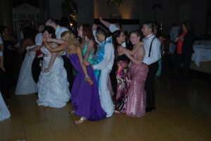 Schenectady Prom Dancing Picture 21