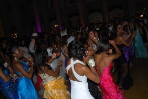 Schenectady Prom Dancing Picture 30