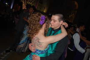 Slow Dance Prom 2
