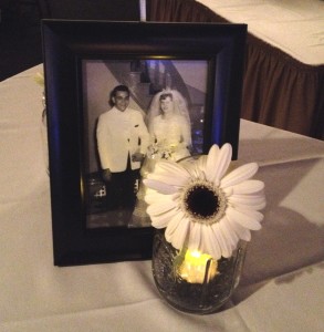 photo centerpiece dj idea flower
