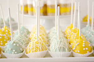 wedding-cakepops-cake