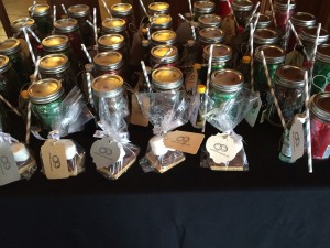Table Display for Wedding Favor Idea - DIY Mixed Drink Kit