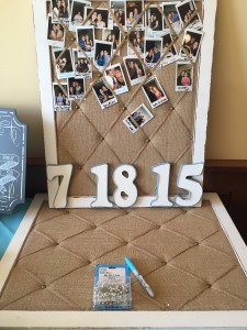 Poloroid Instant Camera Guestbook